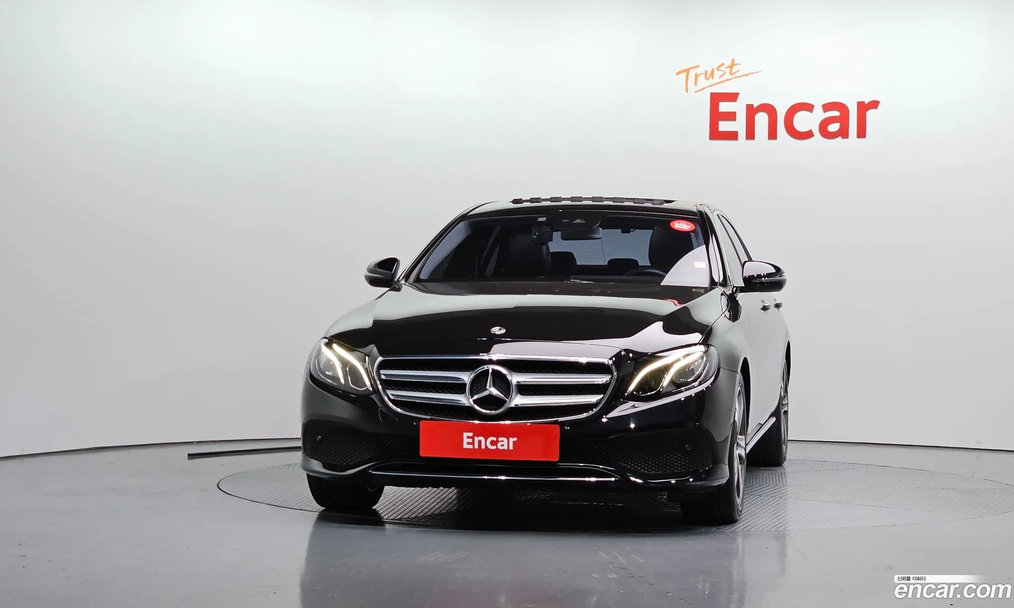 Mercedes-Benz E-Class W213 2018 — 11