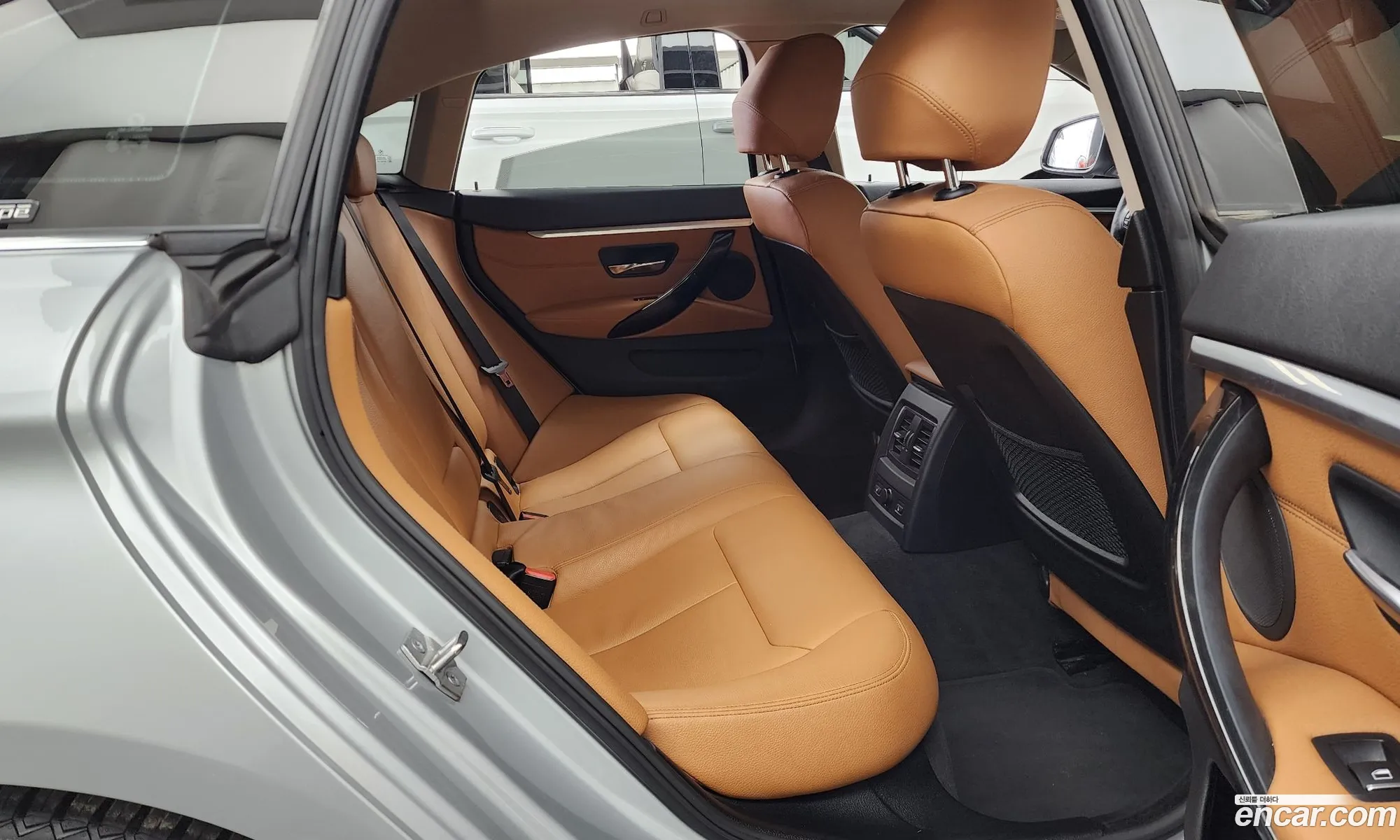 BMW 4 Series 2018 WBA4H310XJBM41955 — 26