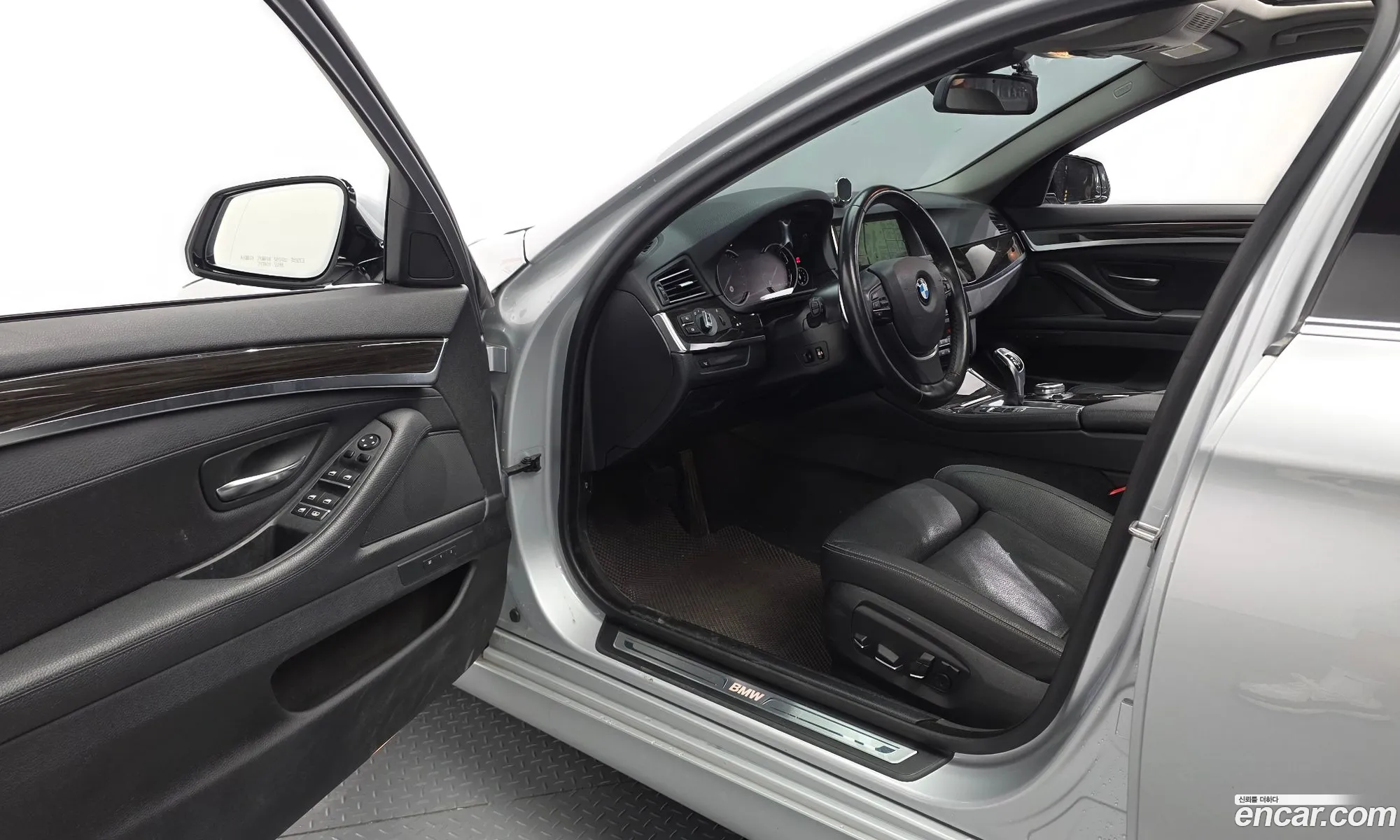 BMW 5 Series 2016 WBA5A5107GG179358 — 18