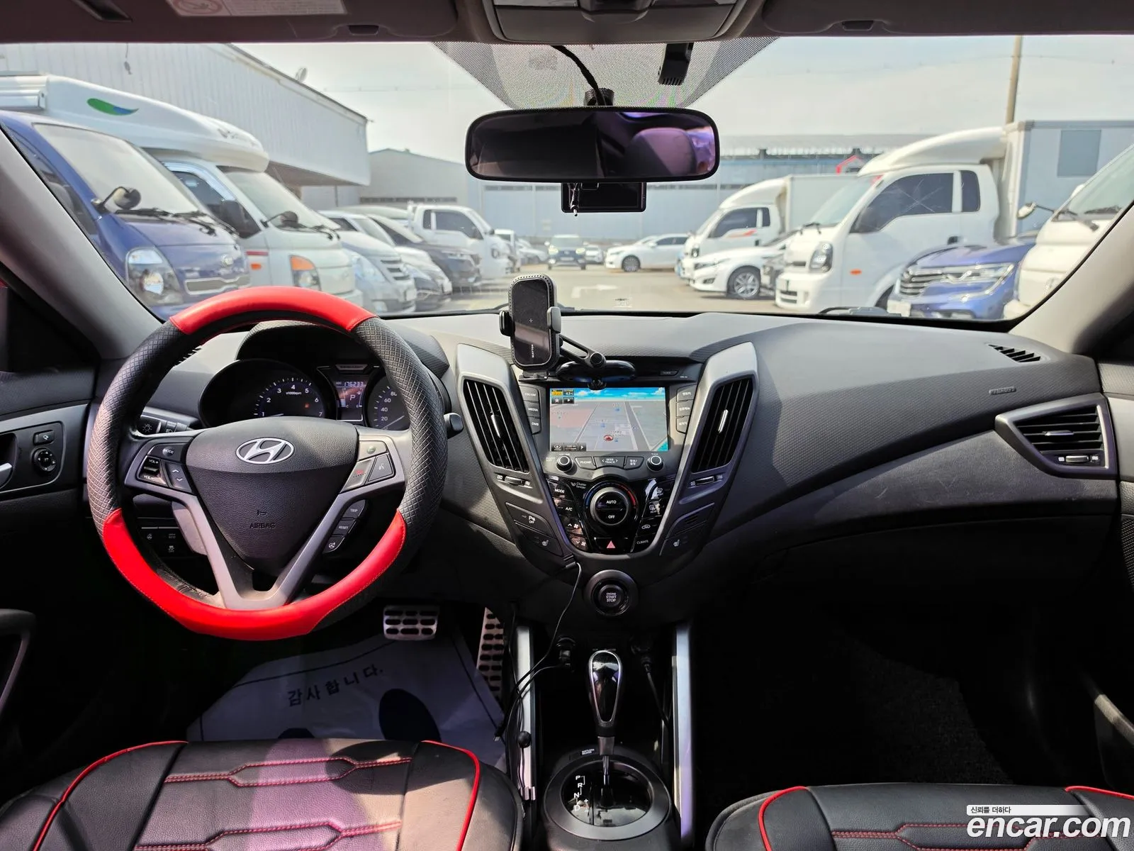 Hyundai Veloster 2013 — 14