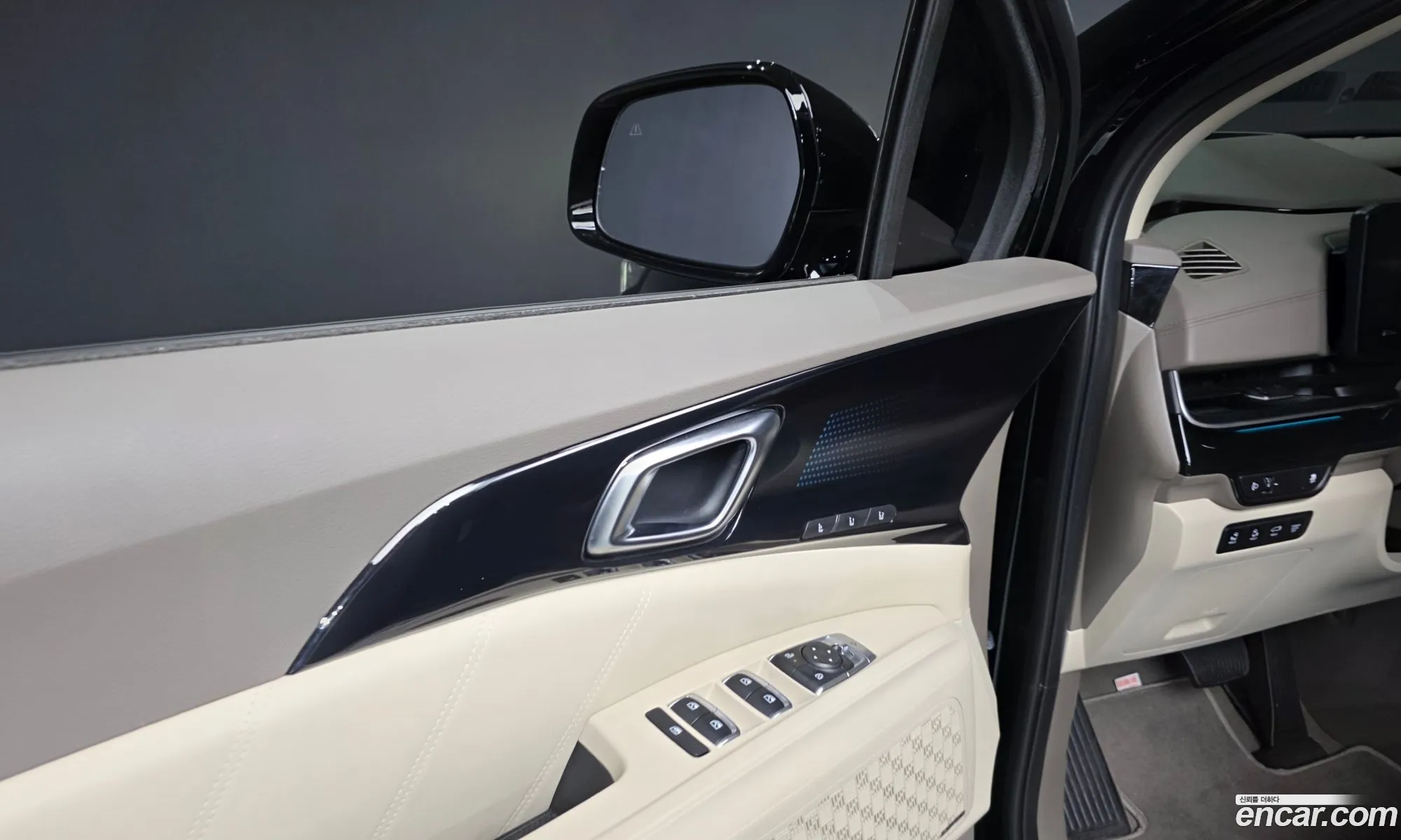 Kia Carnival 2024 — 7