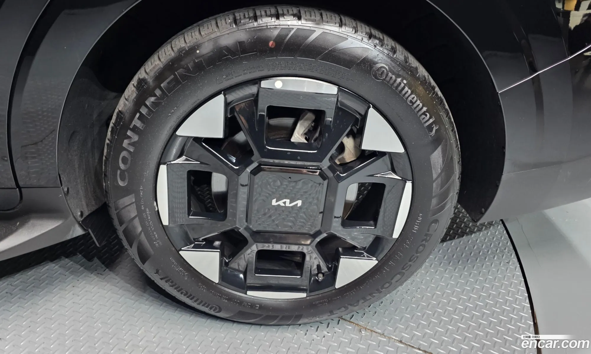 Kia Carnival 2024 — 16