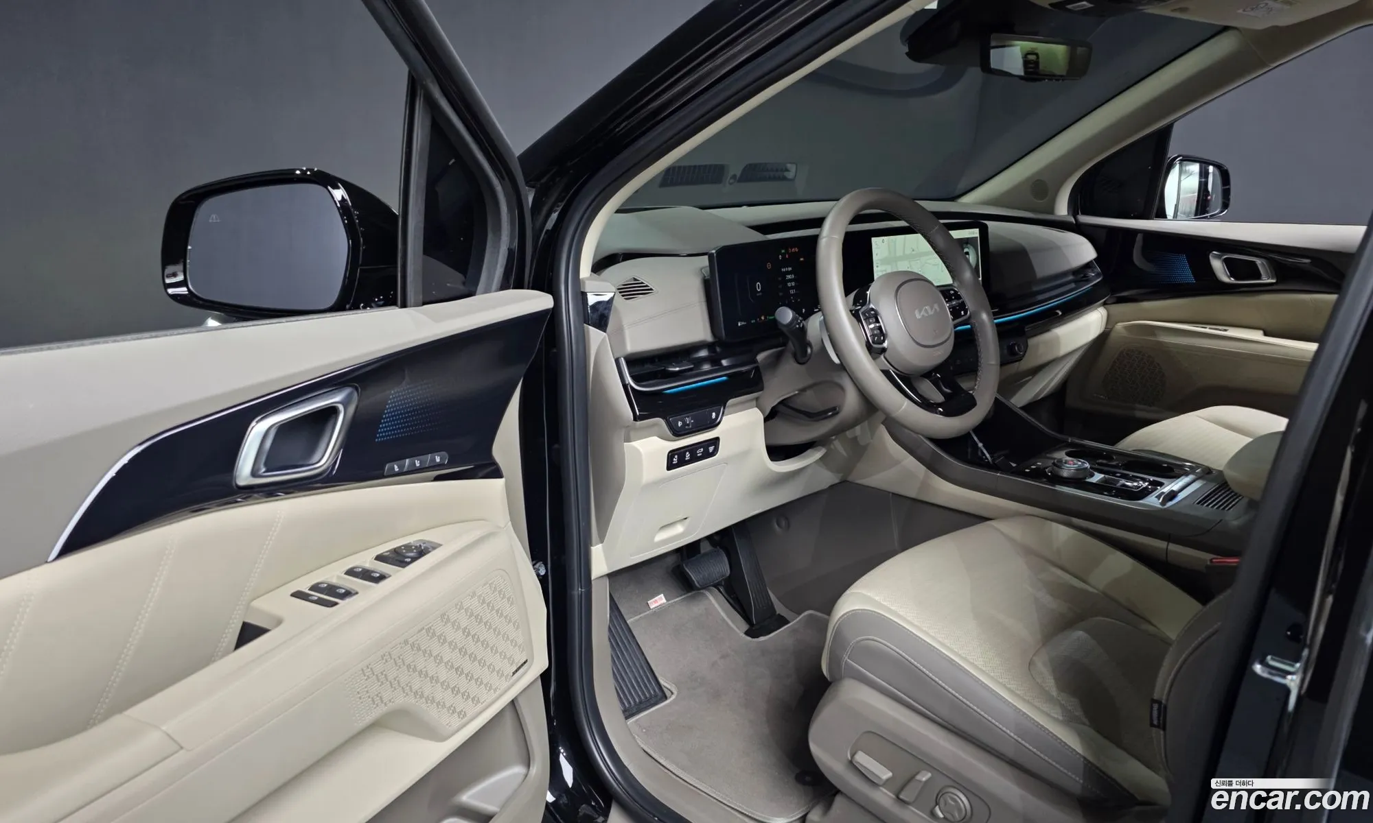 Kia Carnival 2024 — 40
