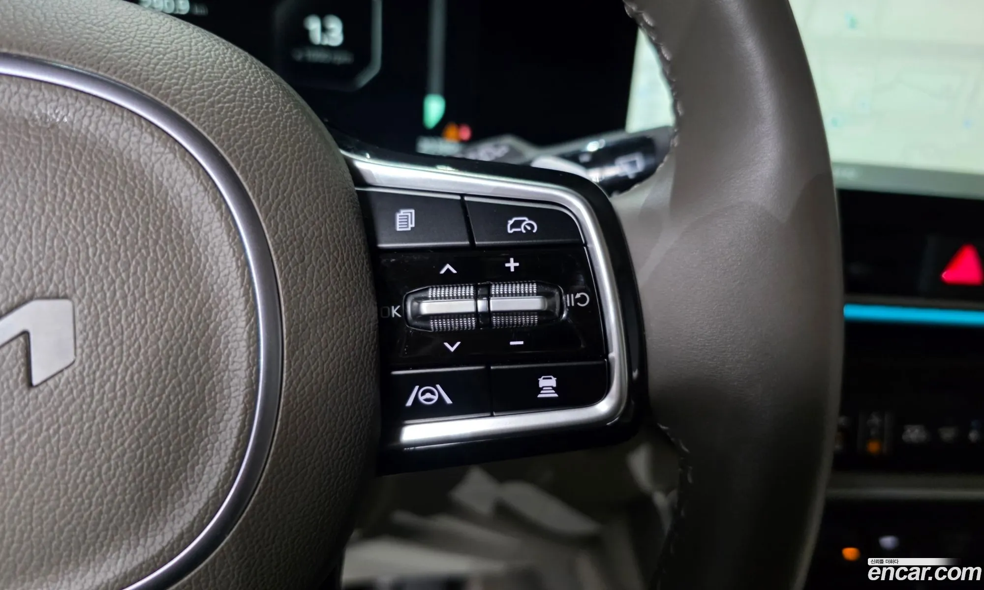 Kia Carnival 2024 — 11