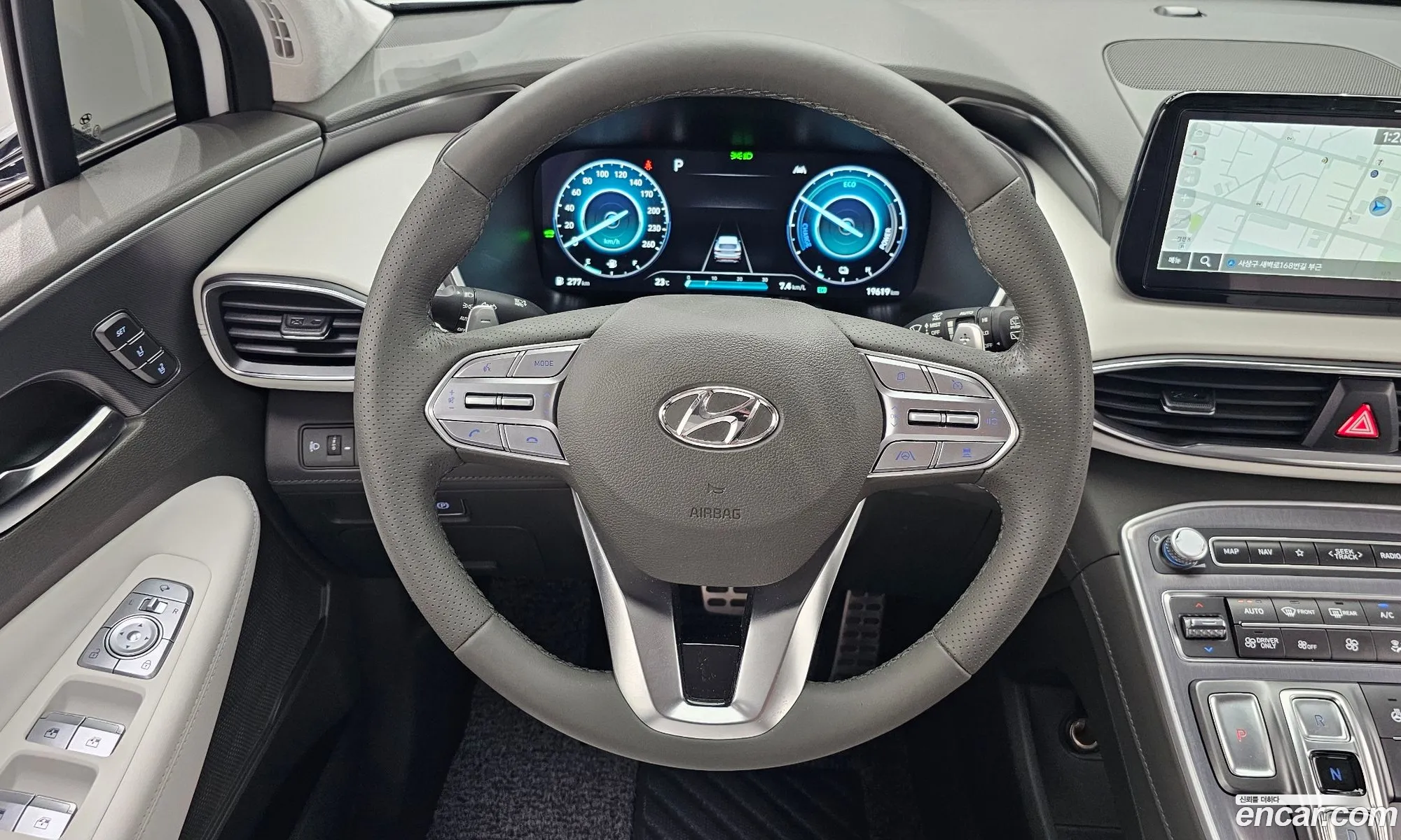 Hyundai Santa Fe 2023 — 14