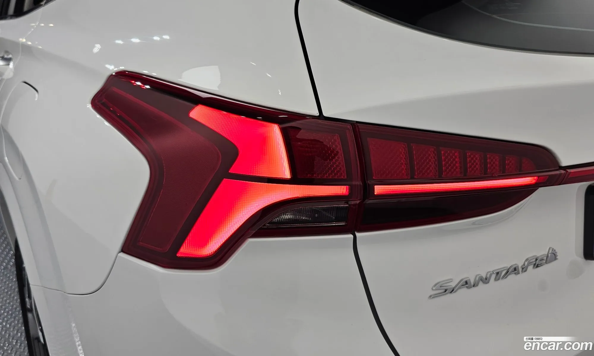 Hyundai Santa Fe 2023 — 26