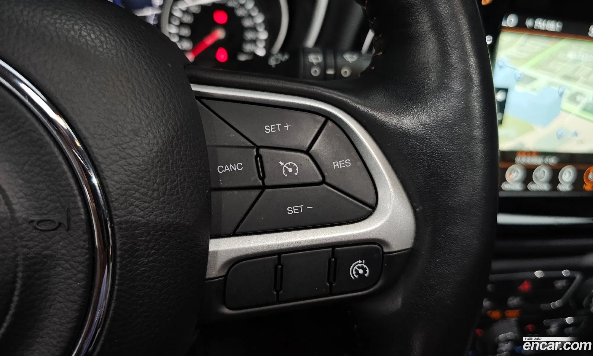Jeep Compass 2021 3C4NJCCB3MT577325 — 24