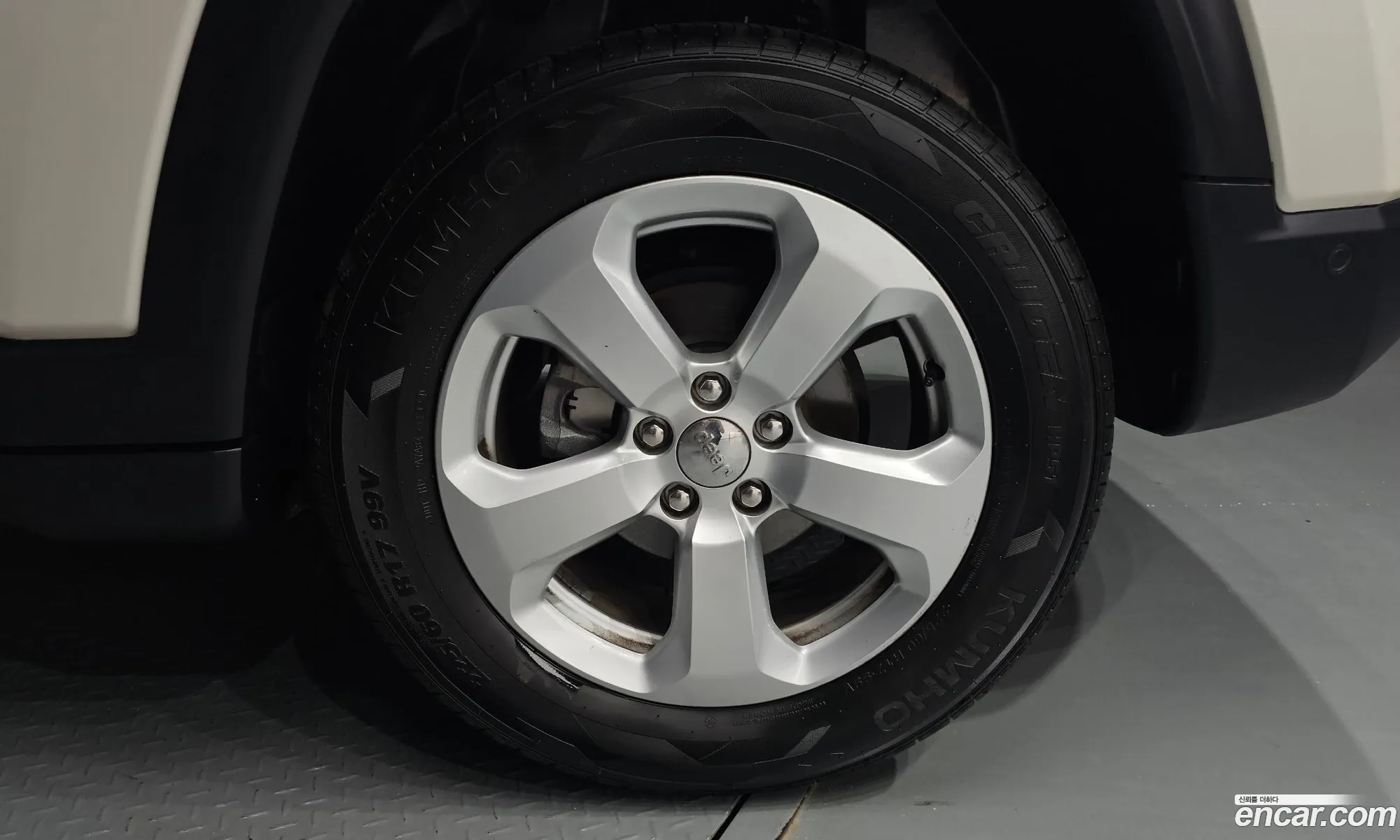 Jeep Compass 2021 3C4NJCCB3MT577325 — 10