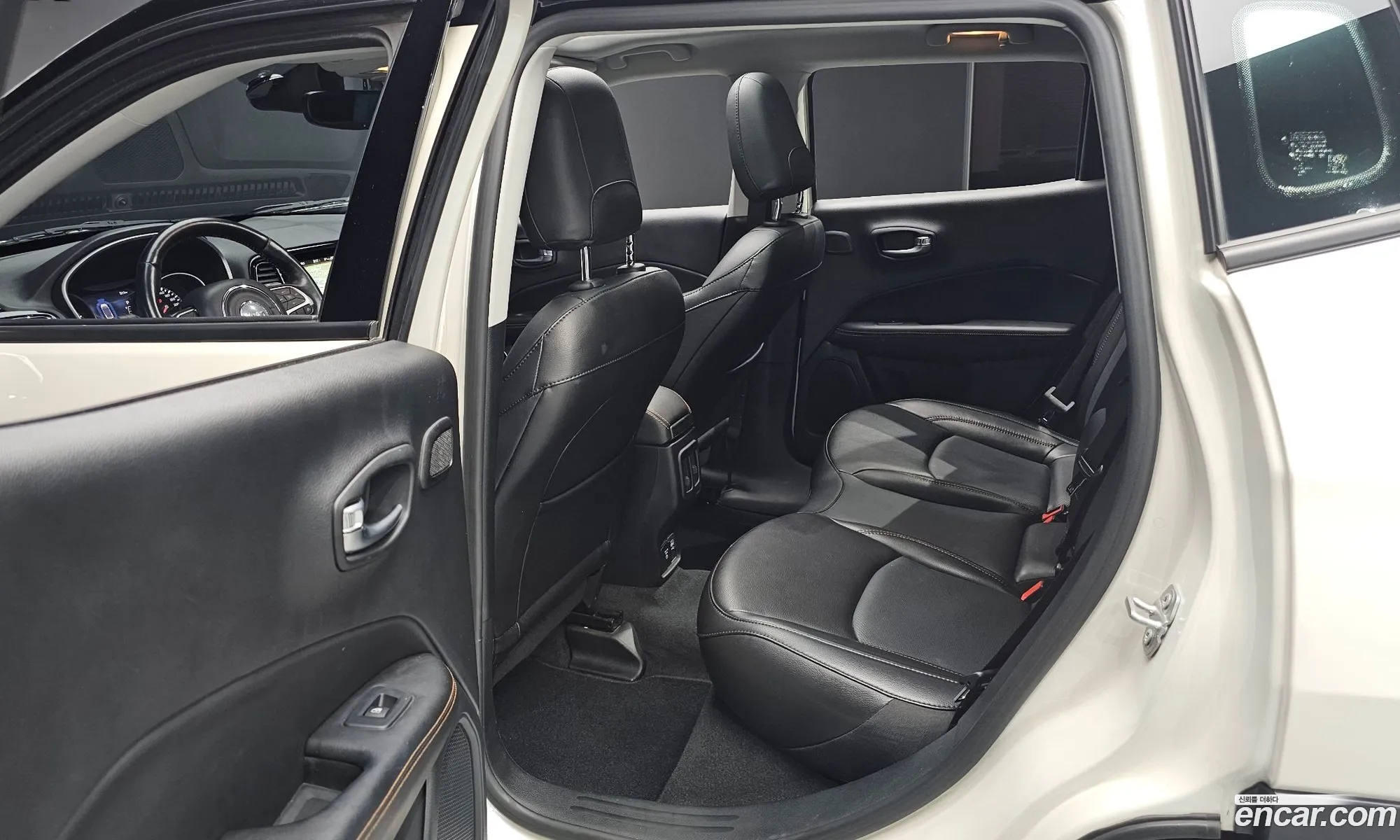 Jeep Compass 2021 3C4NJCCB3MT577325 — 29