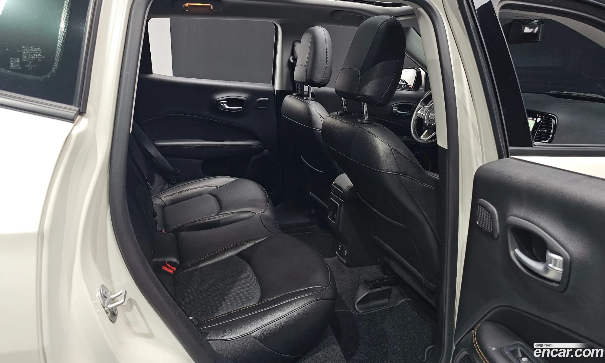 Jeep Compass 2021 3C4NJCCB3MT577325 — 3
