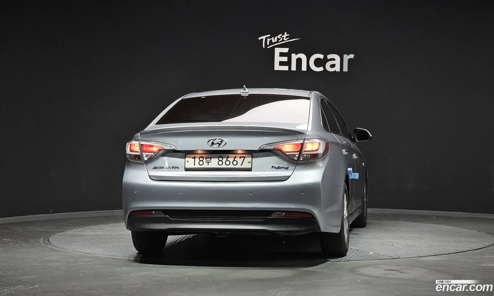 Hyundai LF Sonata Hybrid 2016 — 2