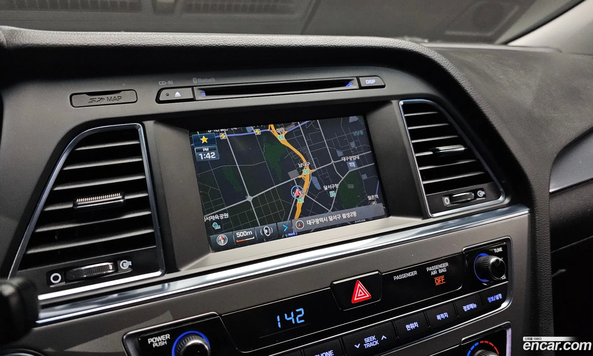 Hyundai LF Sonata Hybrid 2016 — 4