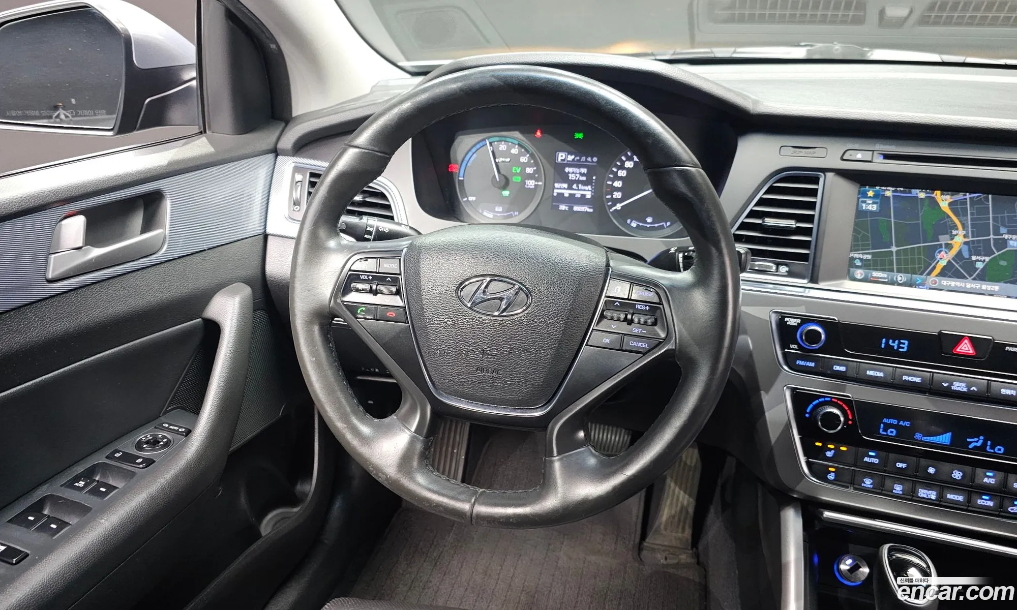Hyundai LF Sonata Hybrid 2016 — 8