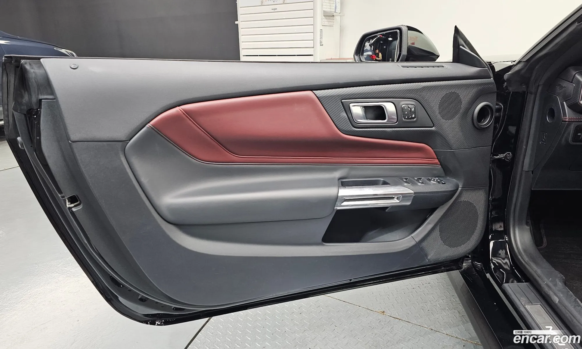 Ford Mustang 7th Gen 2024 — 2