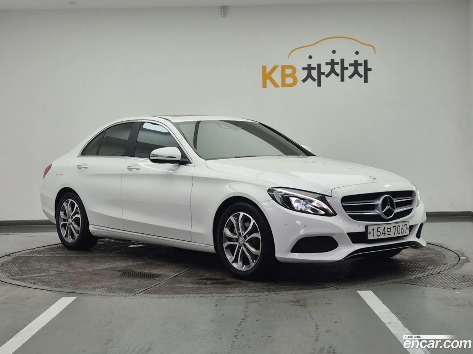 Mercedes-Benz C-Class W205 2015 — 19