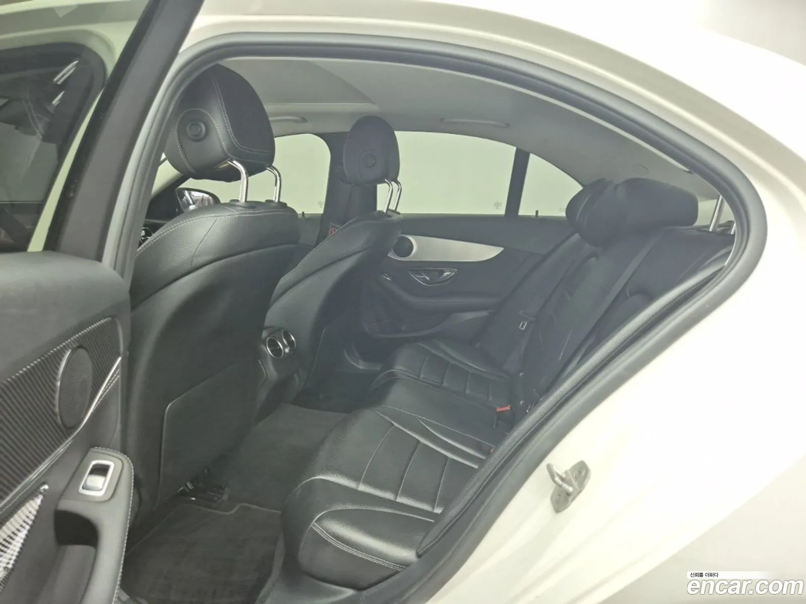 Mercedes-Benz C-Class W205 2015 — 15