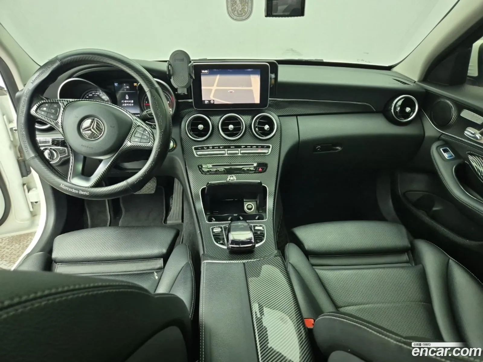 Mercedes-Benz C-Class W205 2015 — 7