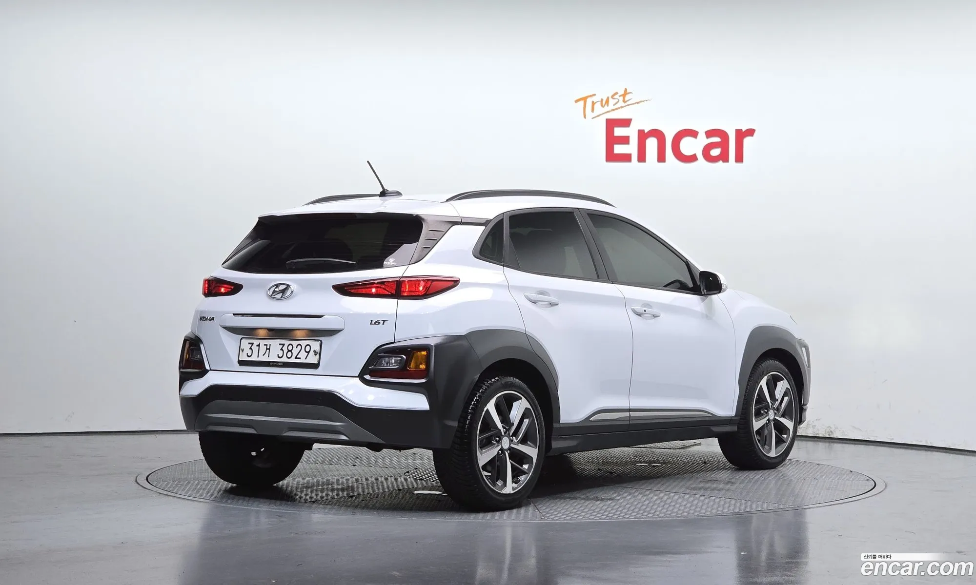 Hyundai Kona 2018 — 27