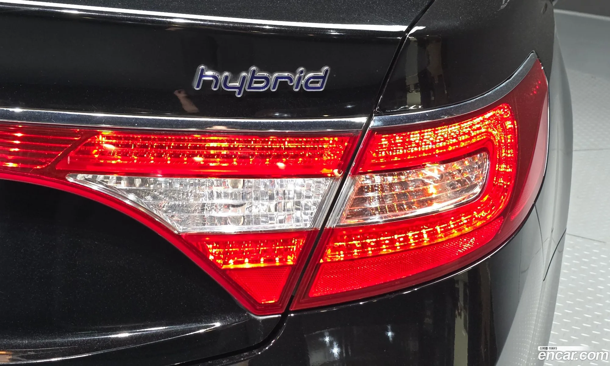 Hyundai Grandeur HG Hybrid 2015 — 22