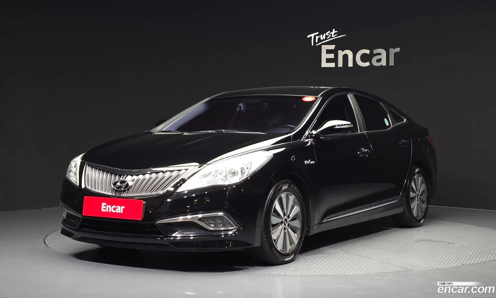 Hyundai Grandeur HG Hybrid 2015 — 14