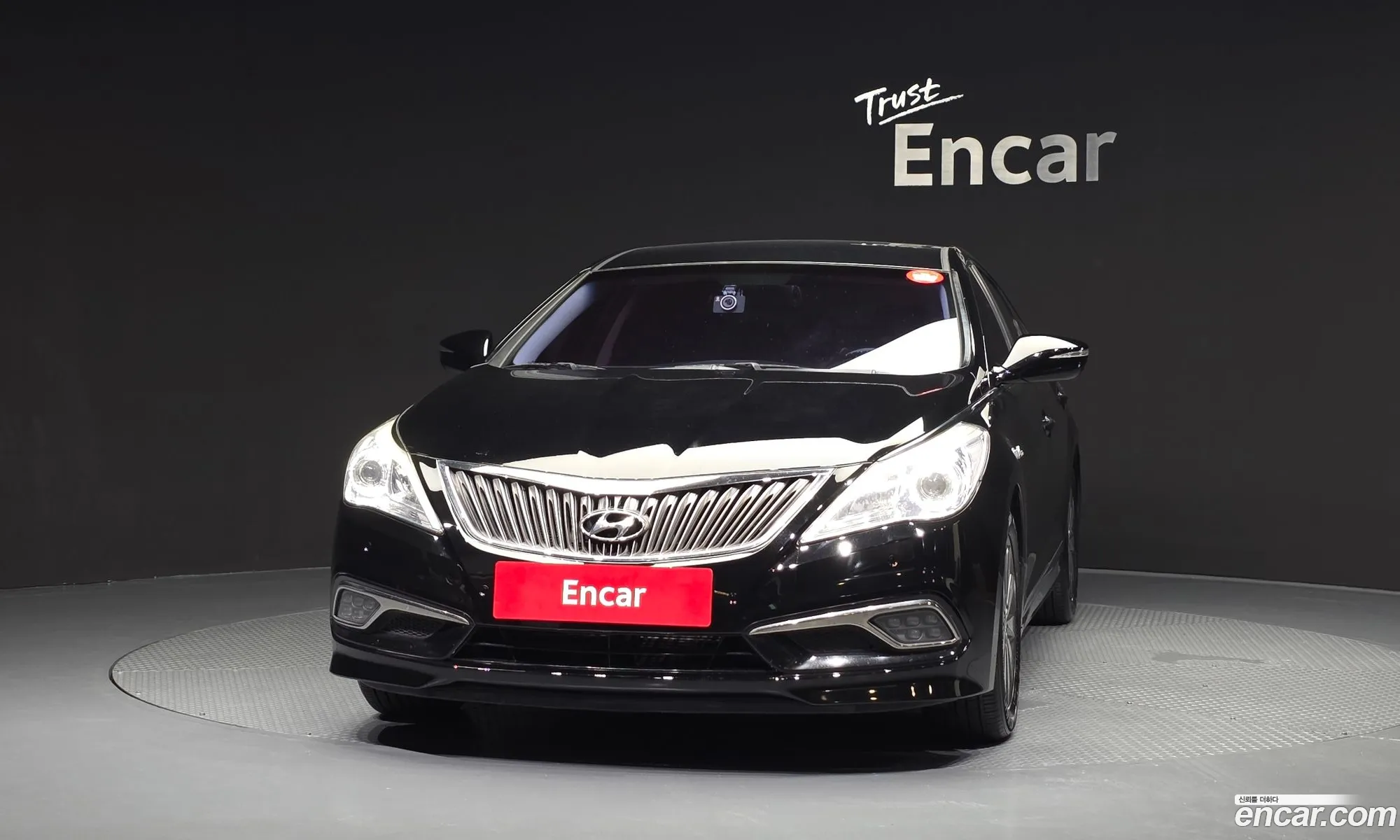 Hyundai Grandeur HG Hybrid 2015 — 17
