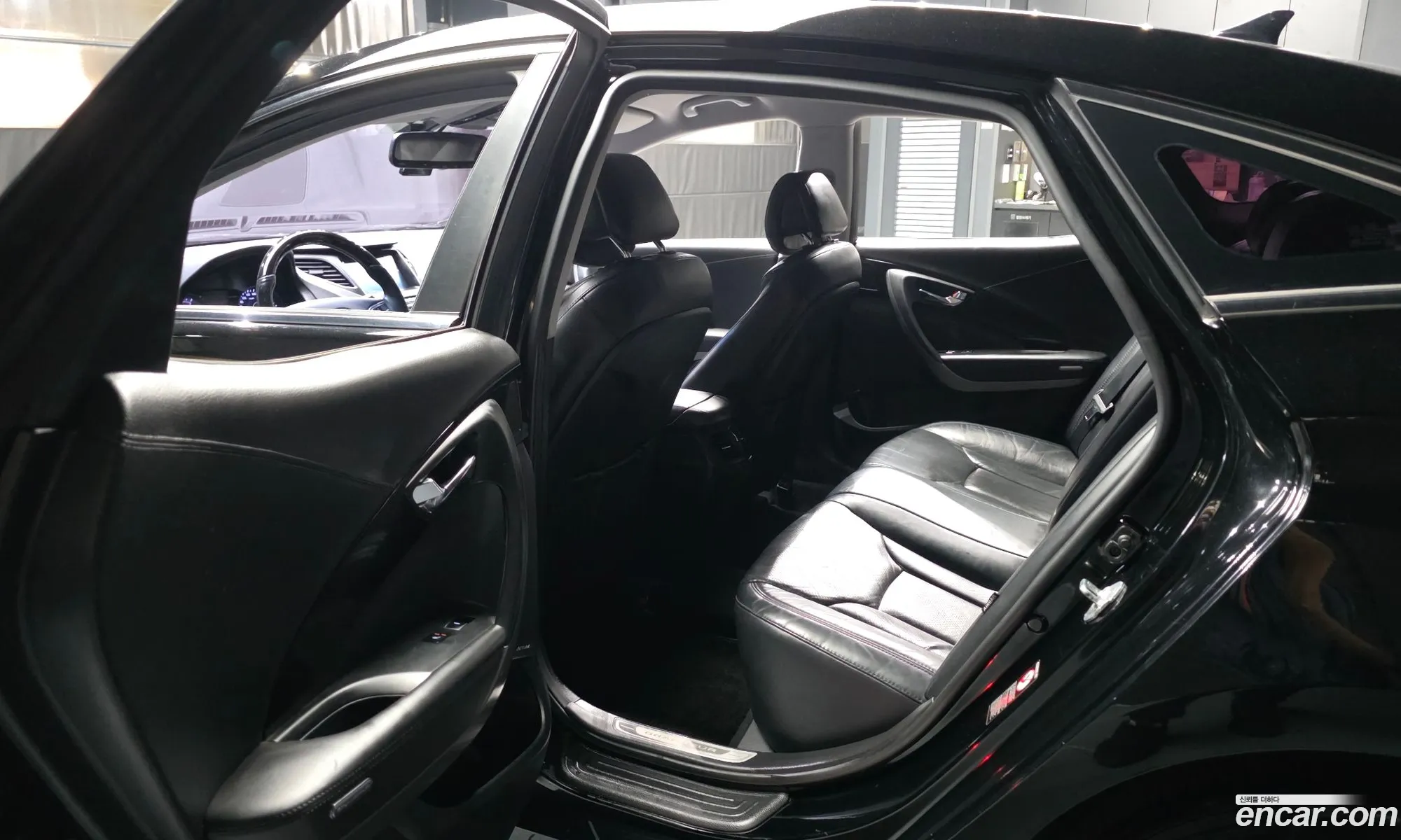 Hyundai Grandeur HG Hybrid 2015 — 18