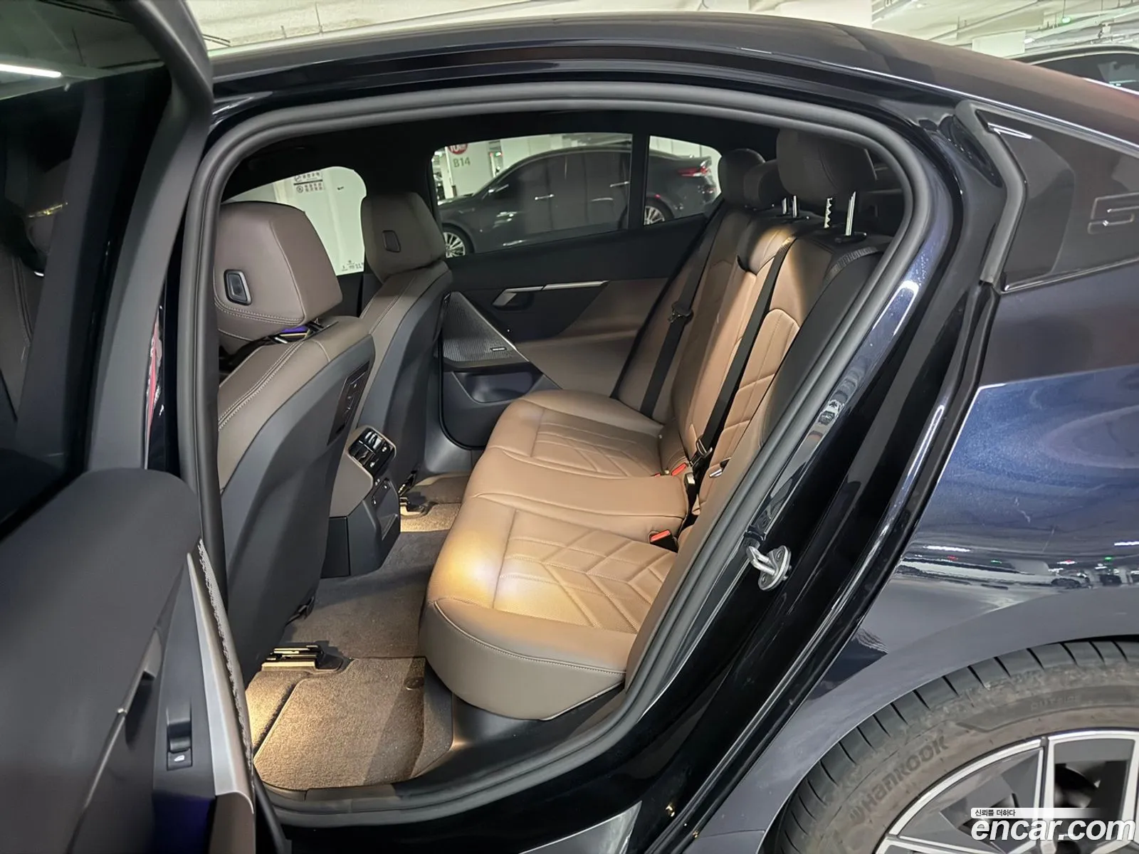 BMW 5 Series 2025 — 4