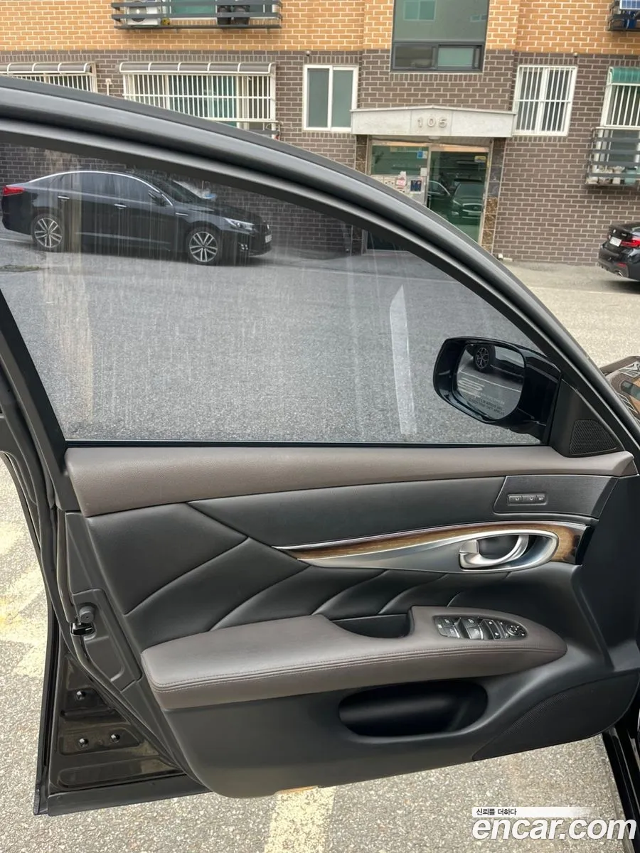 Infiniti Q70 2016 — 16