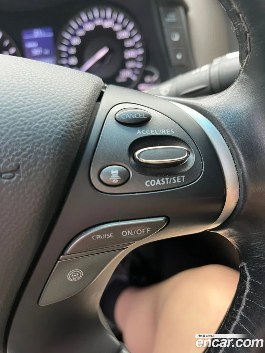 Infiniti Q70 2016 — 4