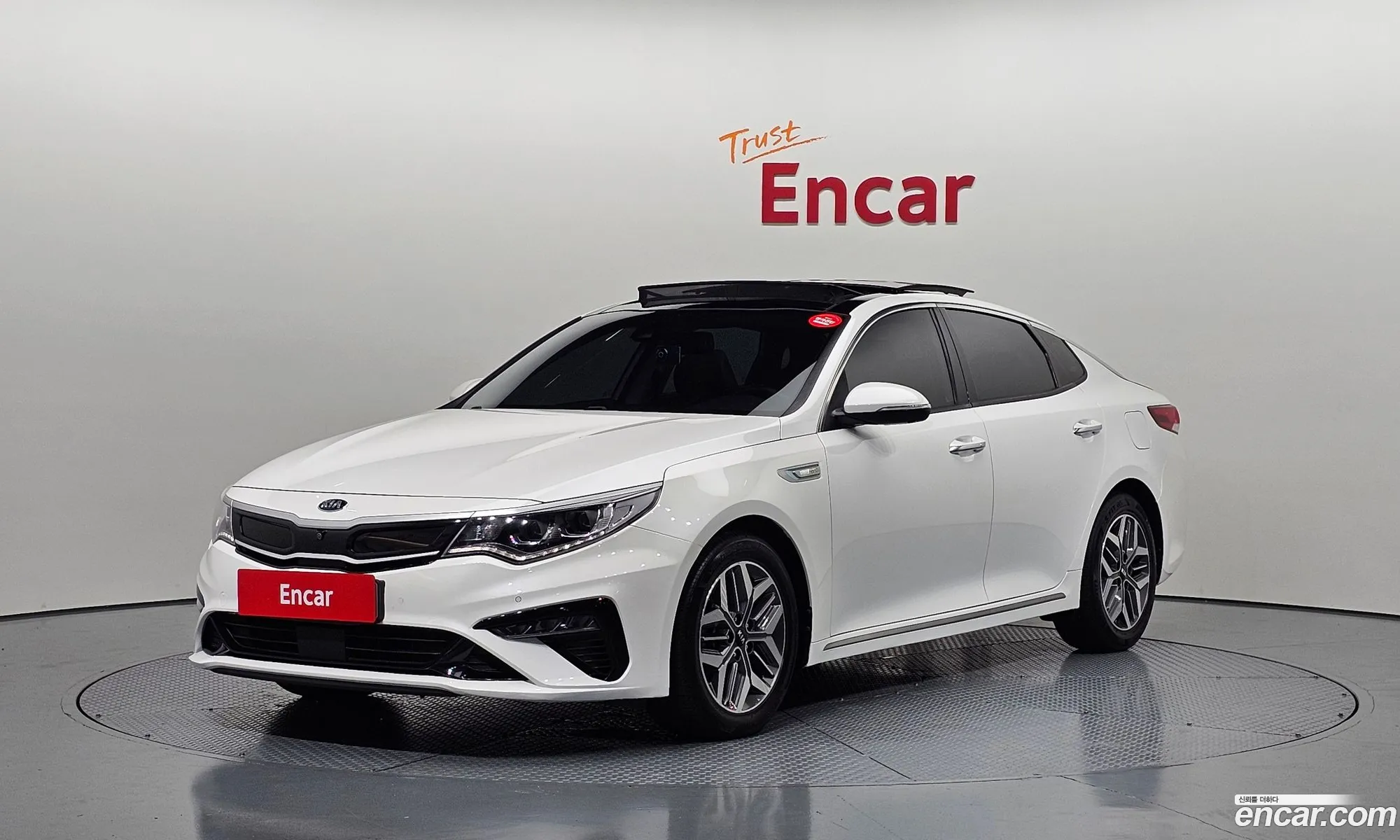 Kia K5 Hybrid 2019 — 16