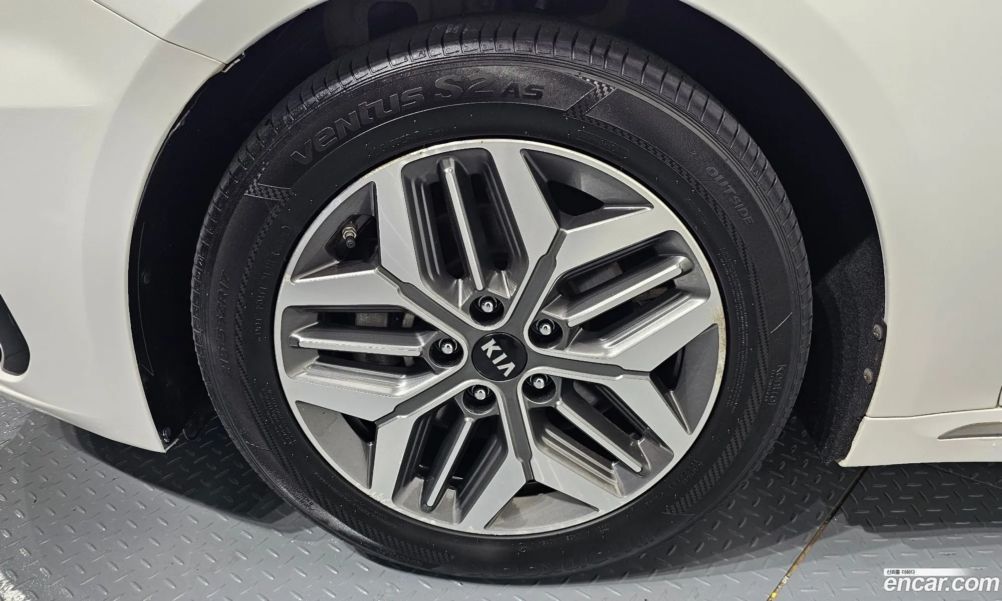 Kia K5 Hybrid 2019 — 13