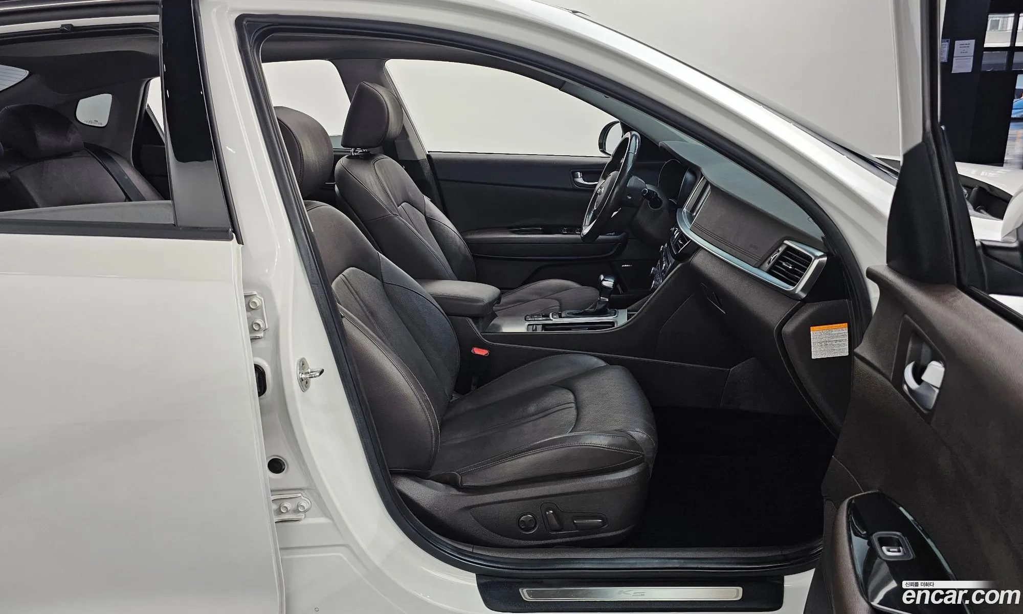 Kia K5 Hybrid 2019 — 15
