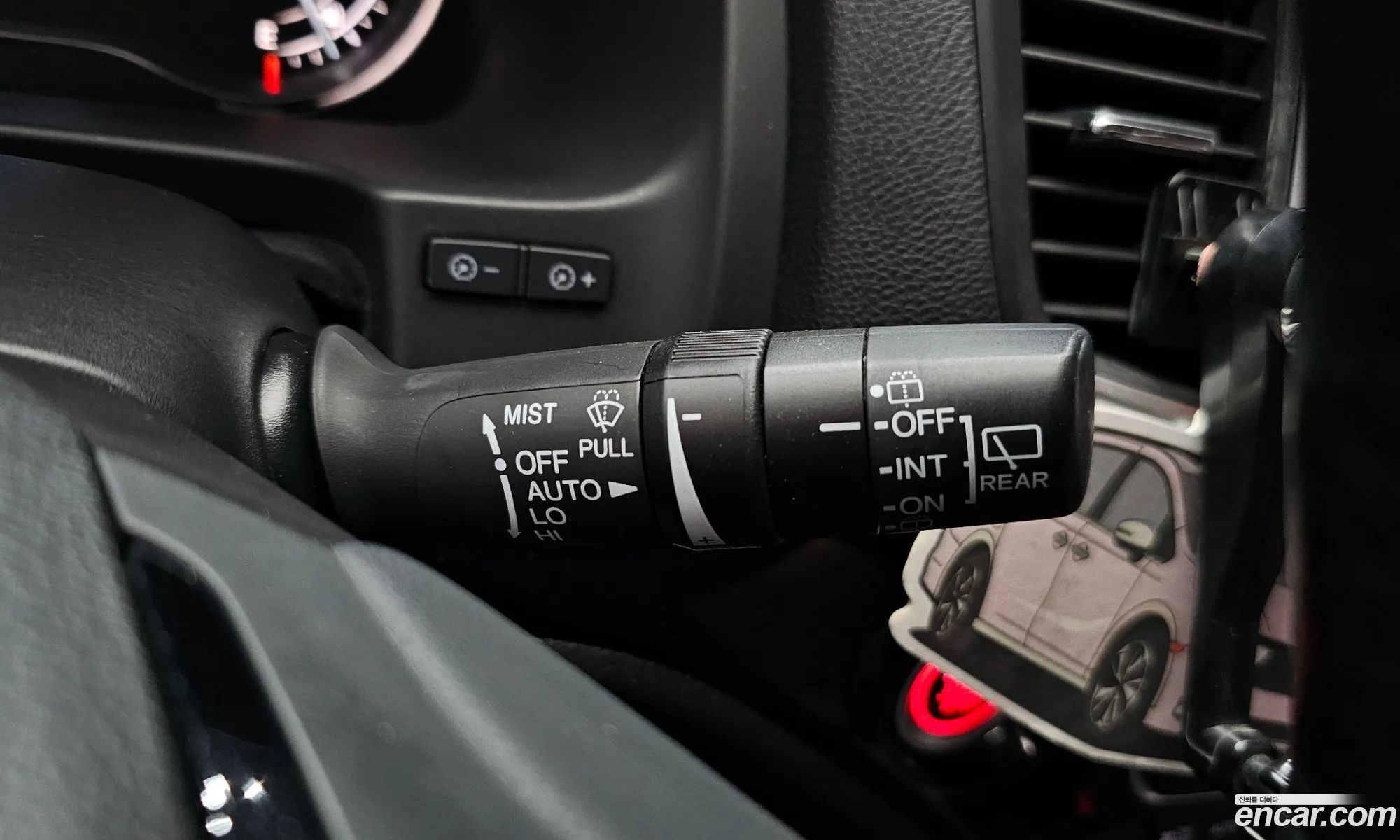 Honda Pilot 2018 5FNYF6850JB200559 — 8