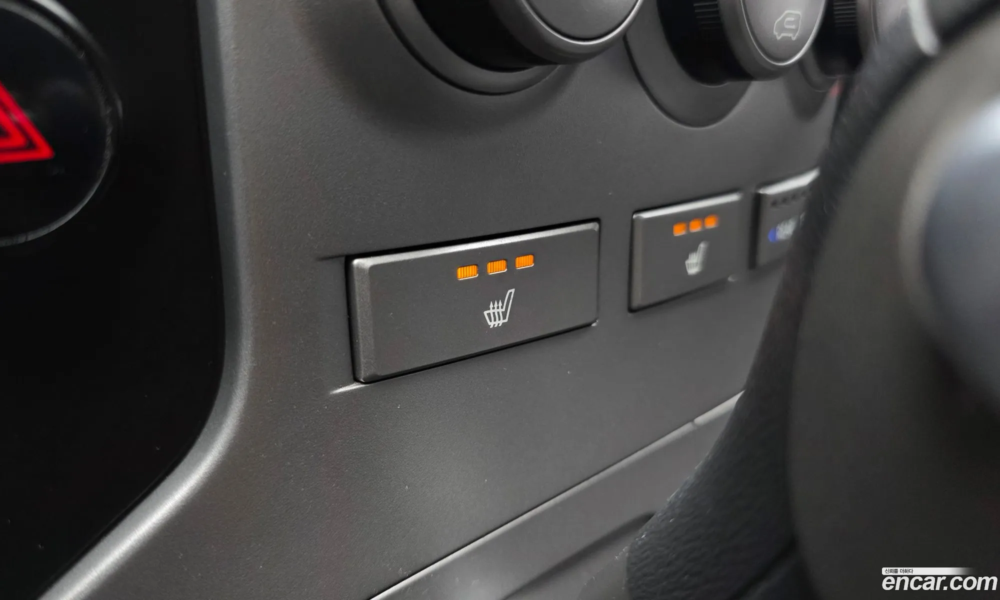 Hyundai Grand Starex 2013 — 19