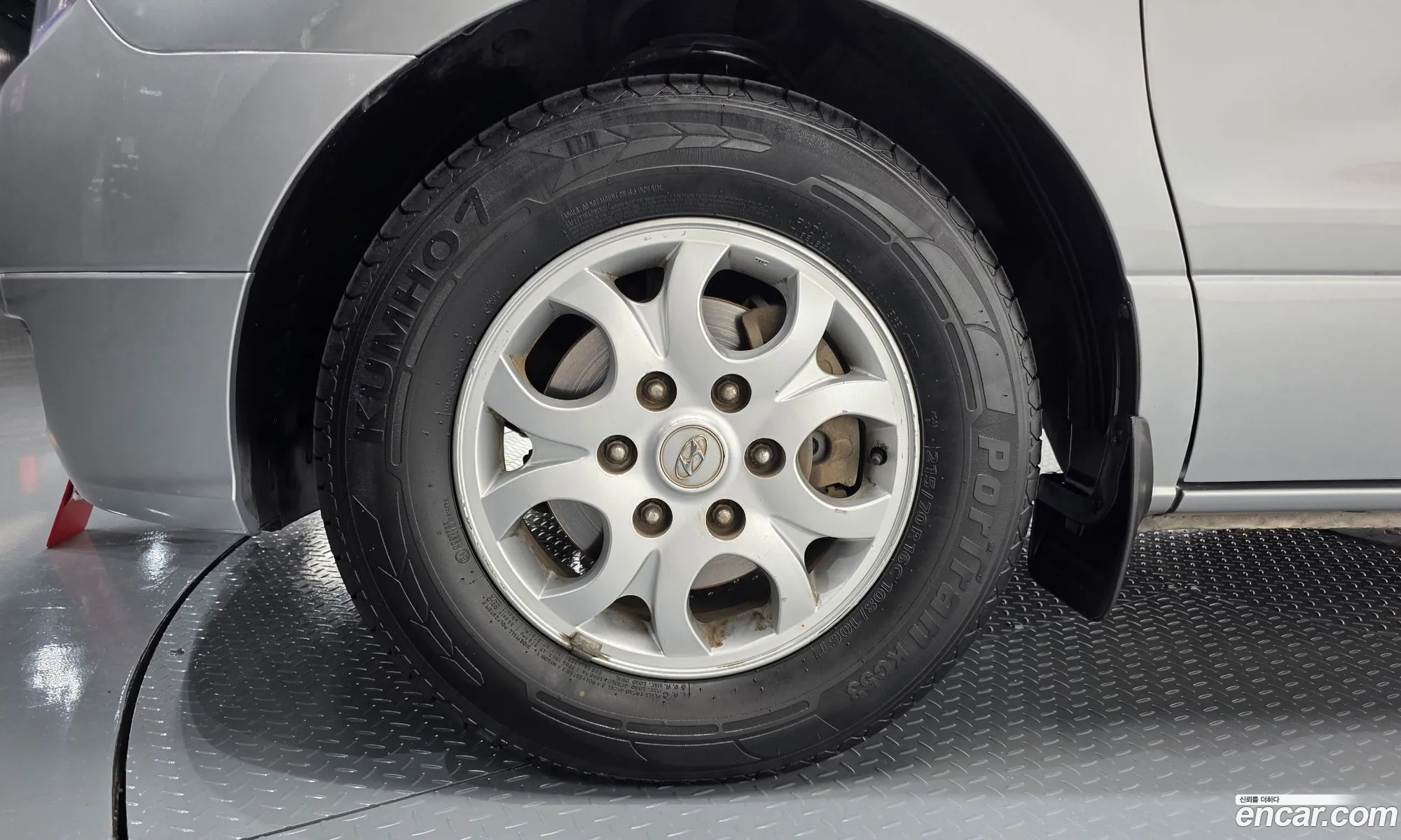 Hyundai Grand Starex 2013 — 3