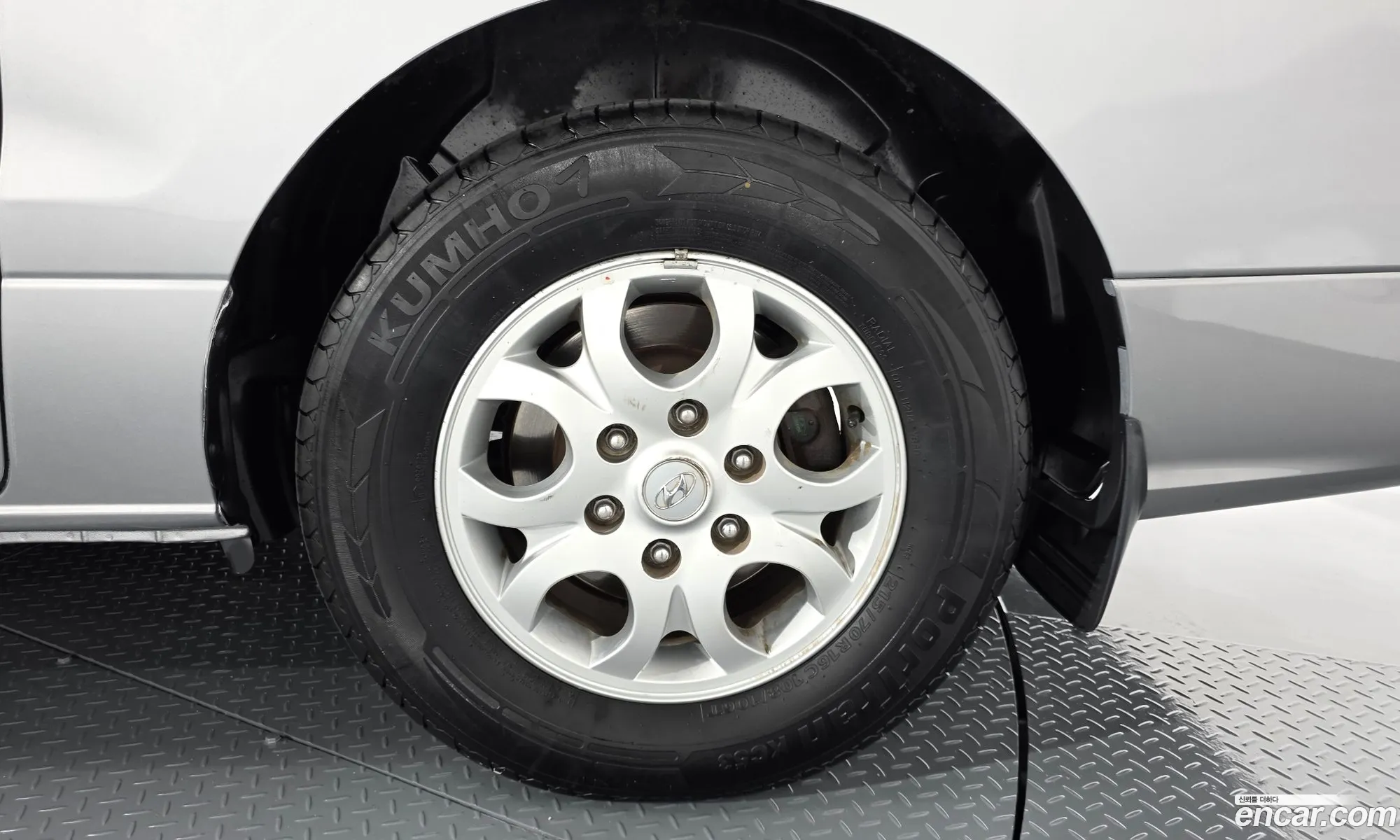 Hyundai Grand Starex 2013 — 20