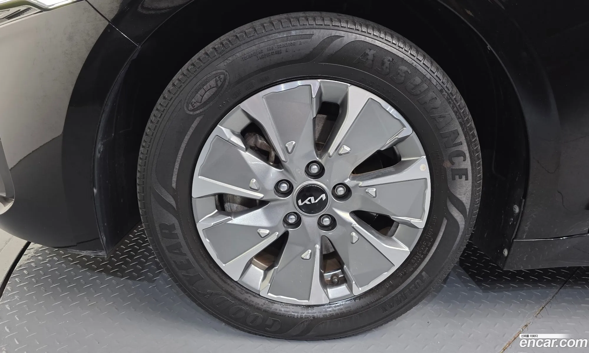 Kia K5 Hybrid 2021 — 15