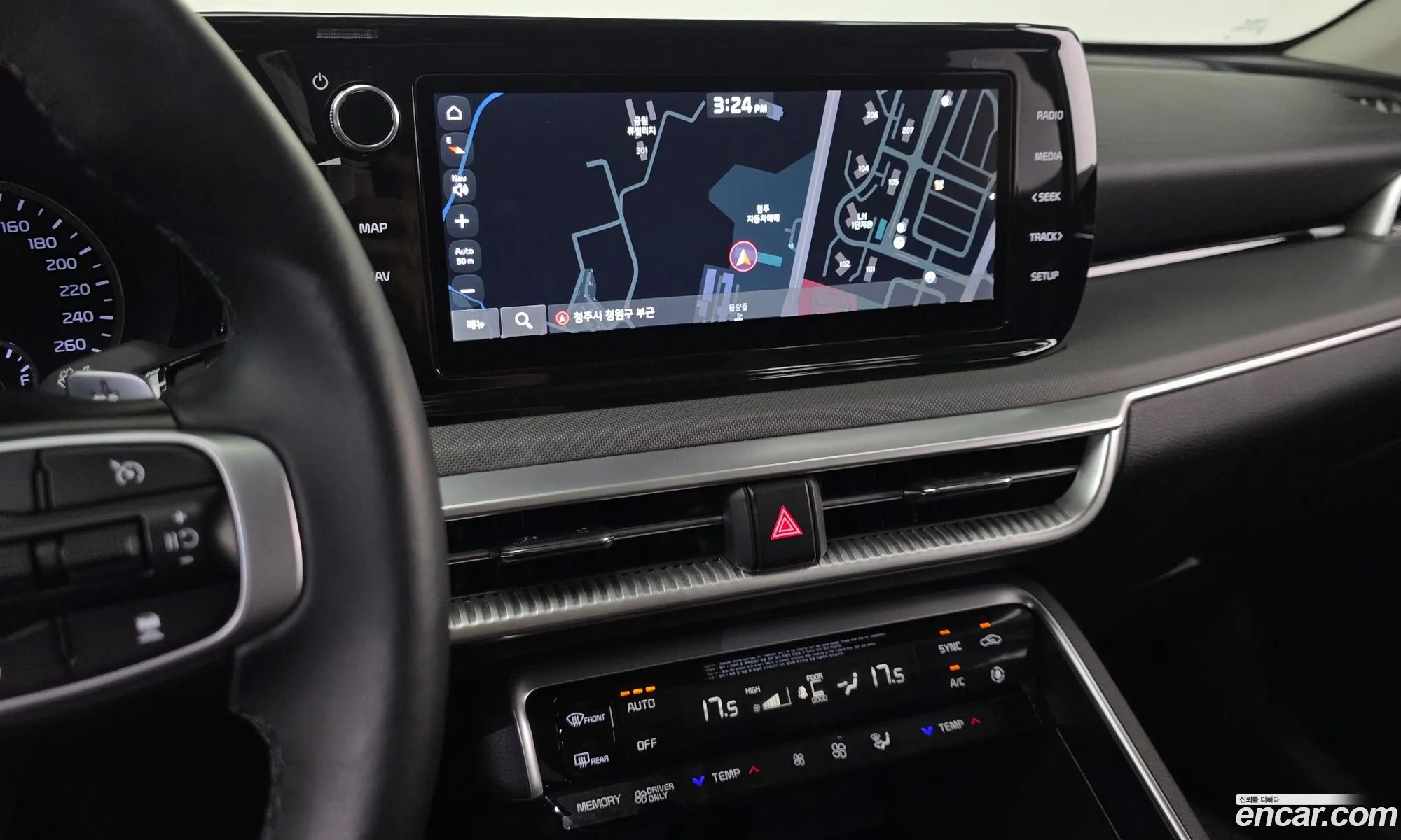 Kia K5 Hybrid 2021 — 16