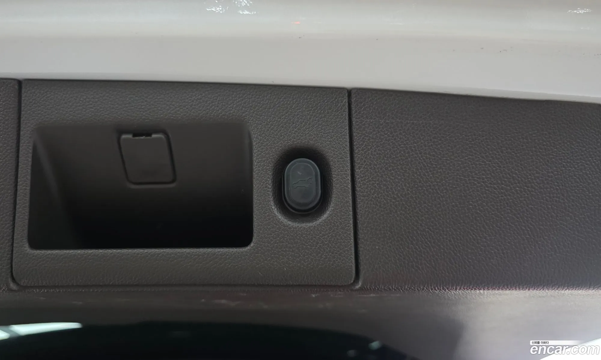 Chevrolet Suburban 2017 — 13