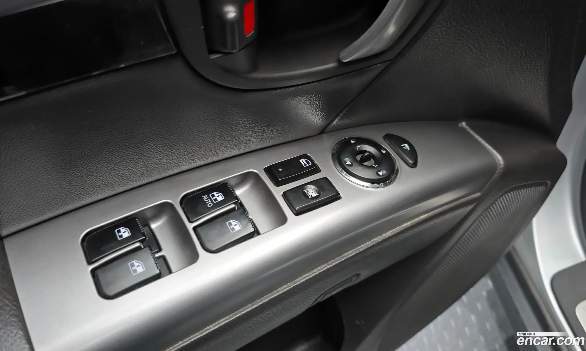 Hyundai Santa Fe CM 2011 — 17