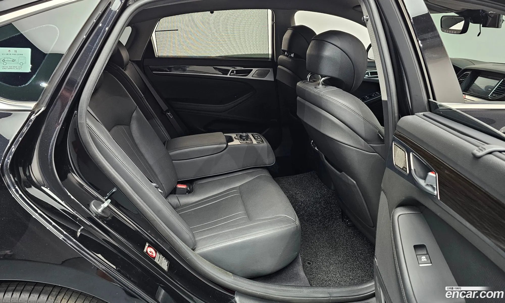 Genesis G80 2020 KMHGM41DDLU344743 — 13