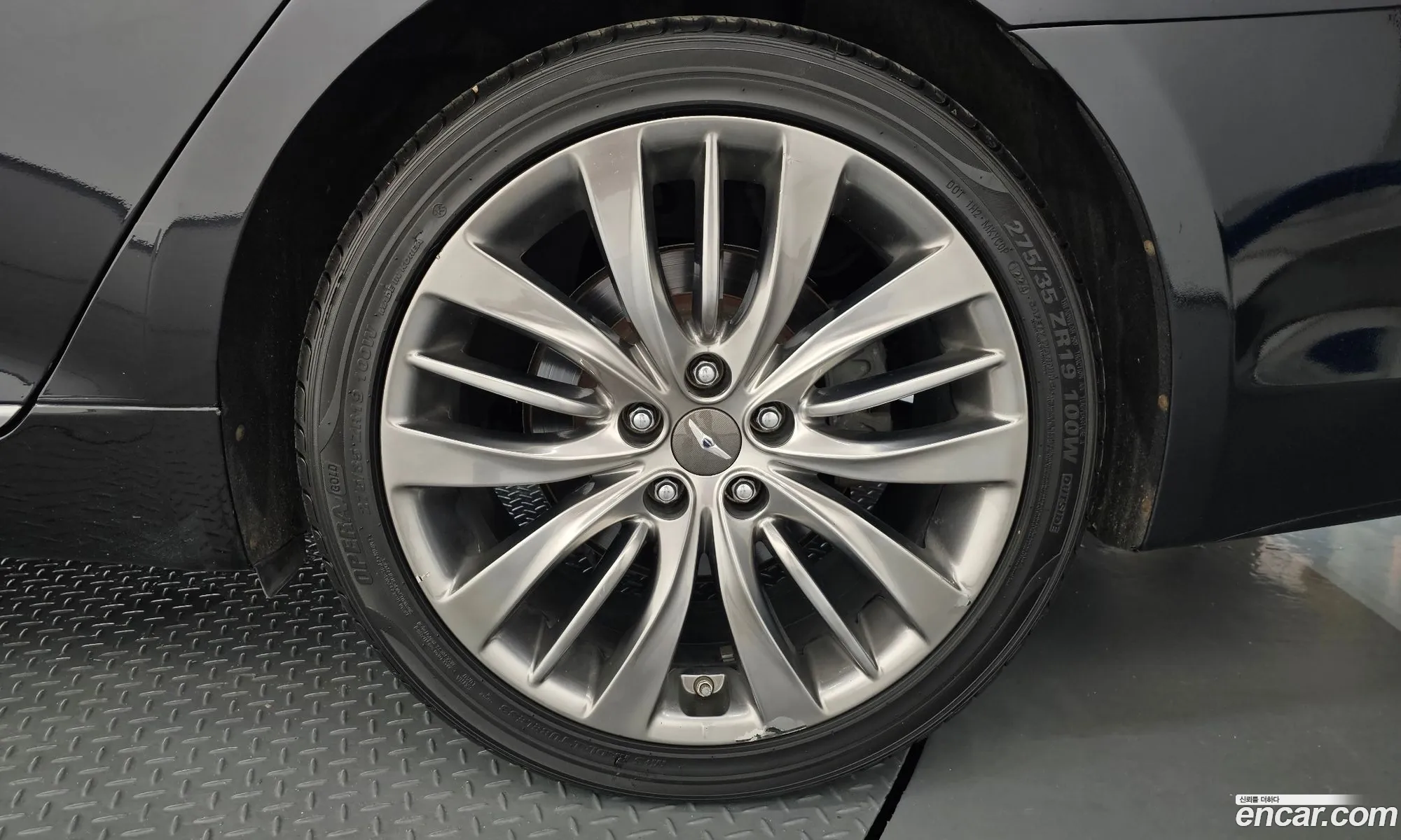Genesis G80 2020 KMHGM41DDLU344743 — 2