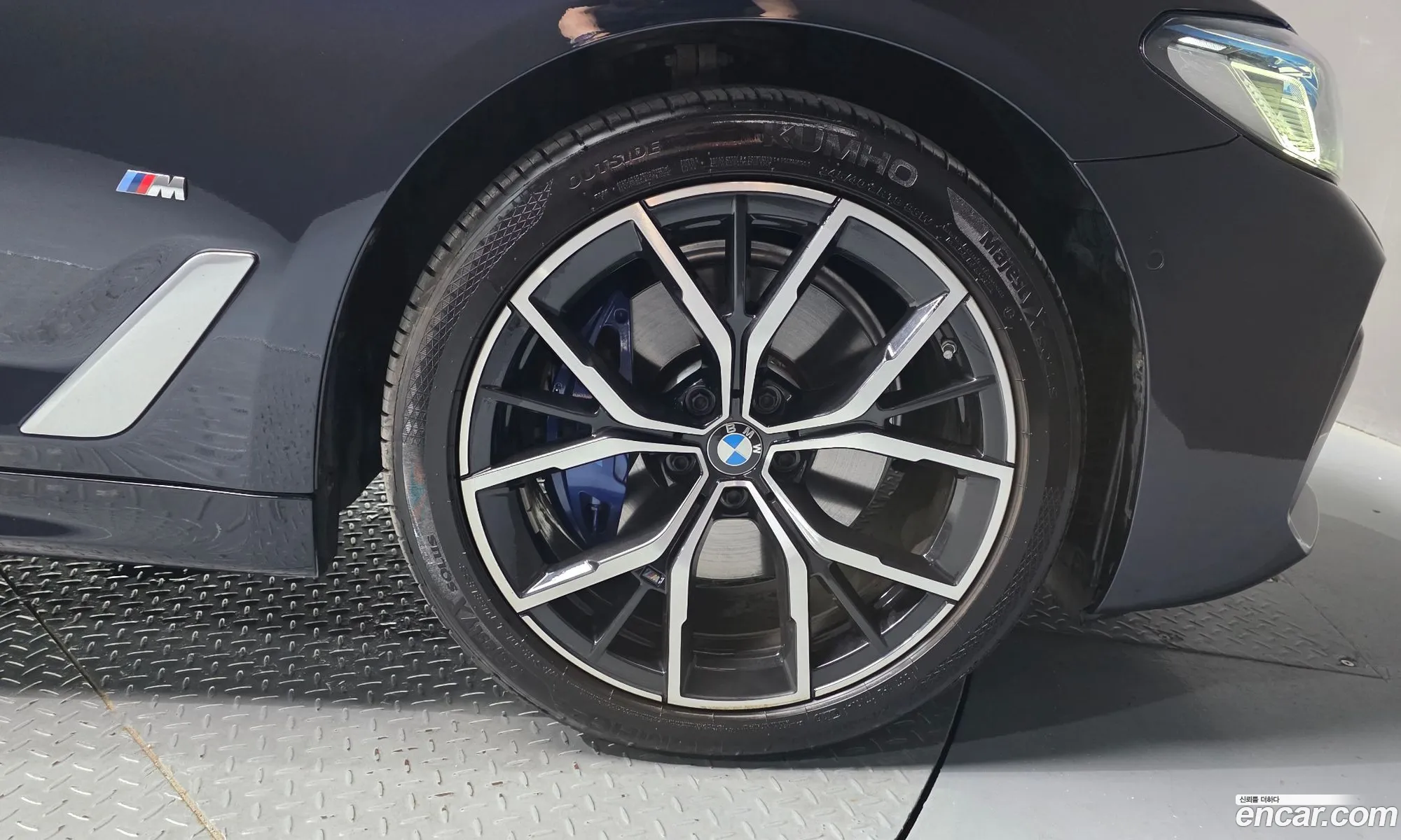 BMW 5 Series 2021 11111111111111111 — 22