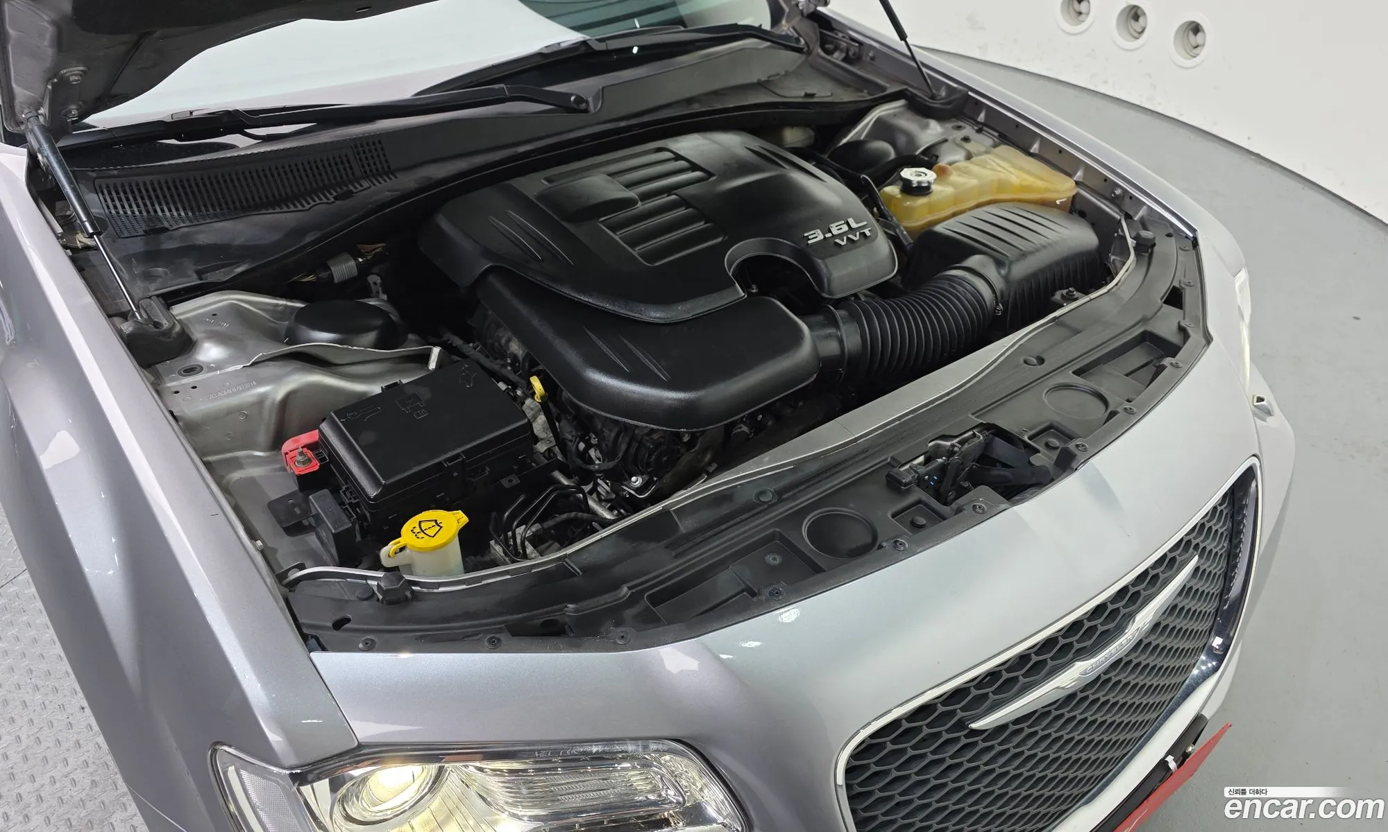 Chrysler 300C 2015 2C3CCACG4FH792391 — 11