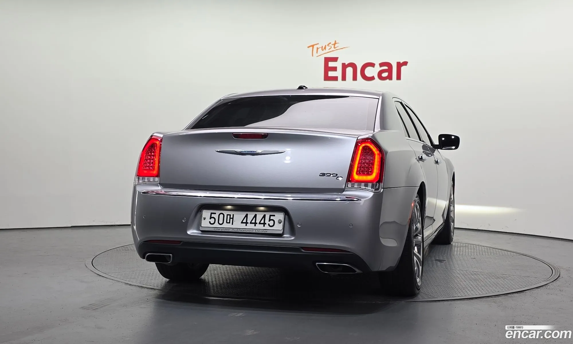 Chrysler 300C 2015 2C3CCACG4FH792391 — 12