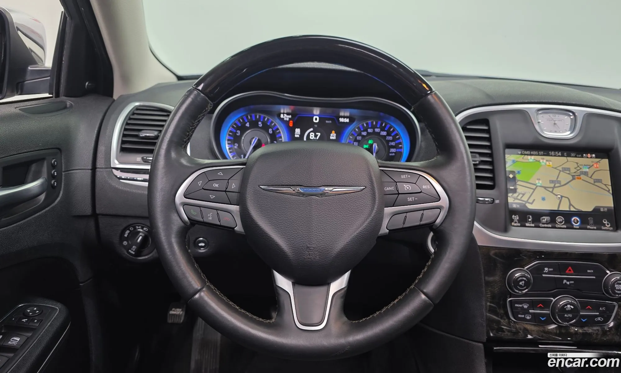 Chrysler 300C 2015 2C3CCACG4FH792391 — 19