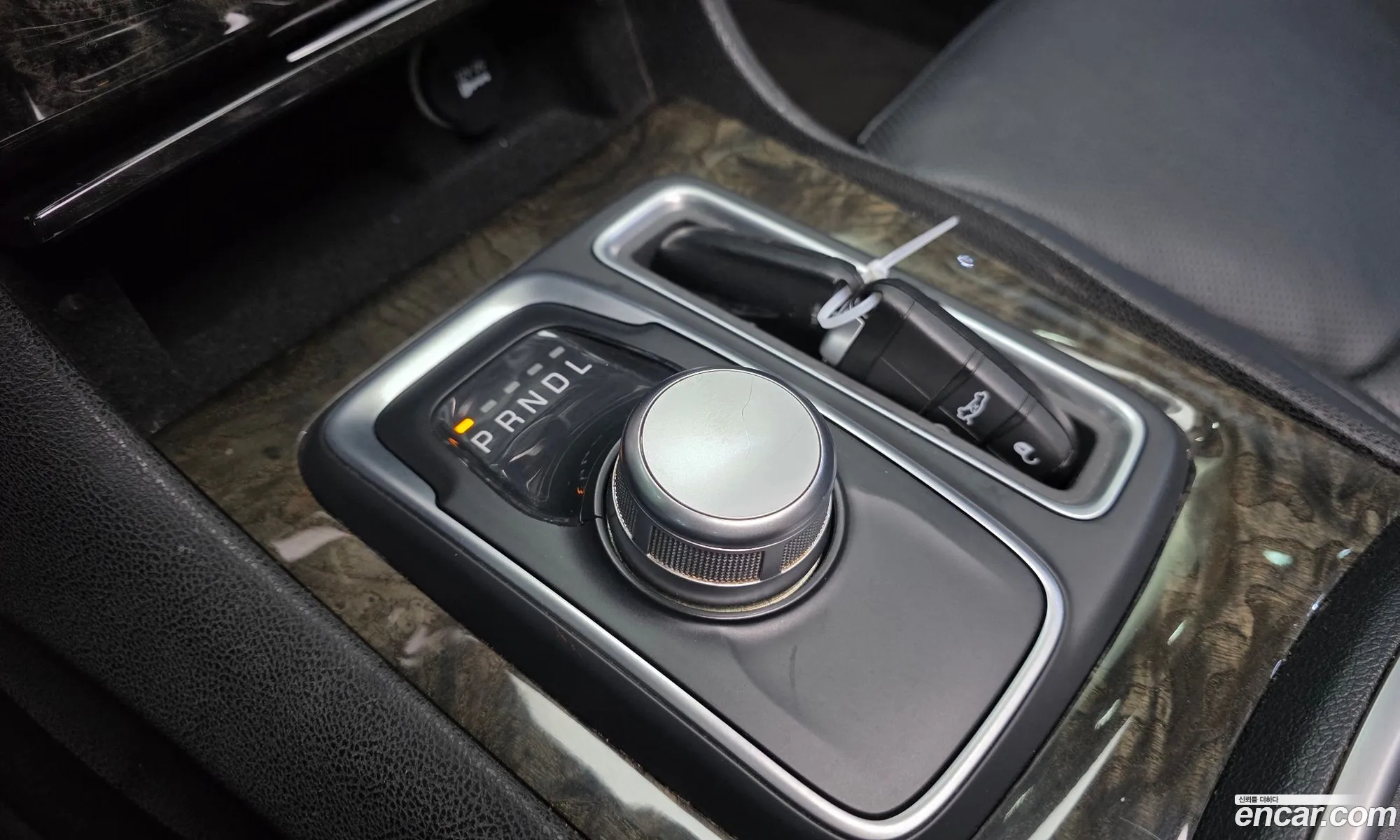Chrysler 300C 2015 2C3CCACG4FH792391 — 13