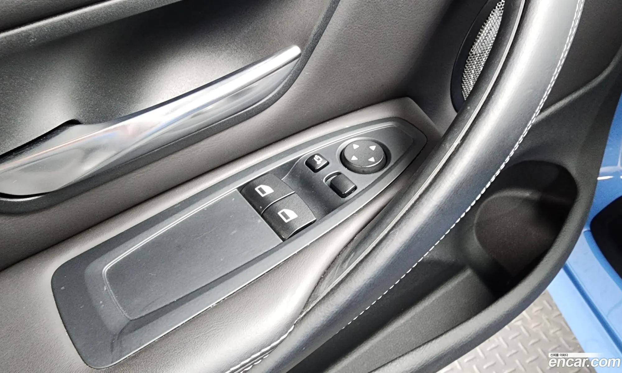 BMW M4 2017 WBS3R9101HK800465 — 4