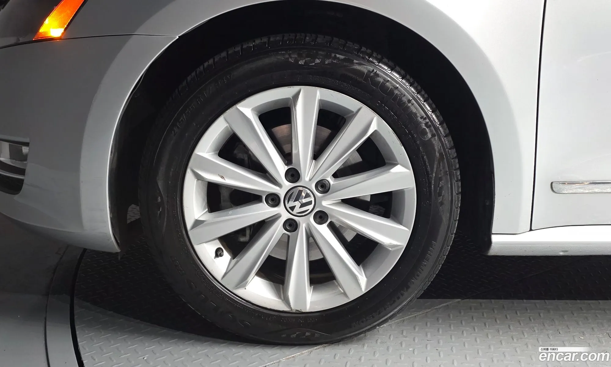 Volkswagen Passat 2014 1VWZZZA3ZEC115076 — 17