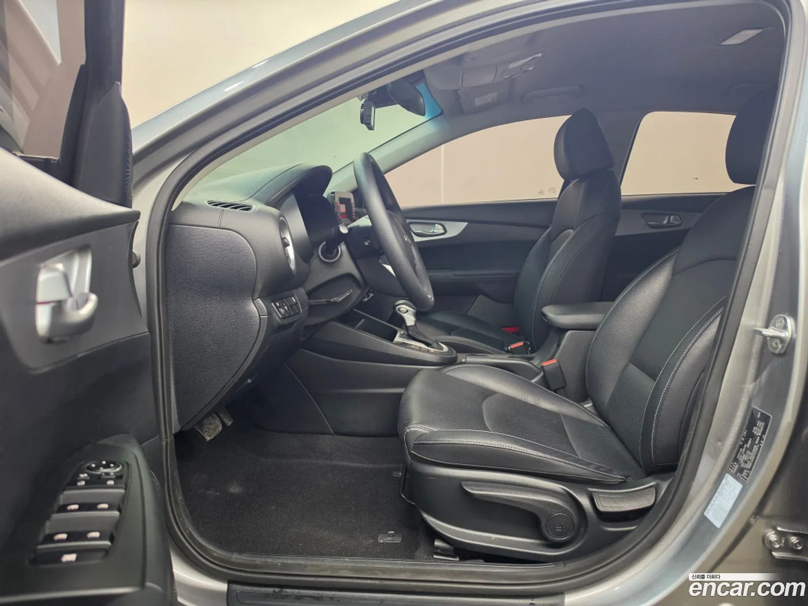Kia K3 2022 — 6